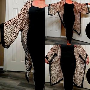 EXPRESS Leopard Print Kimono